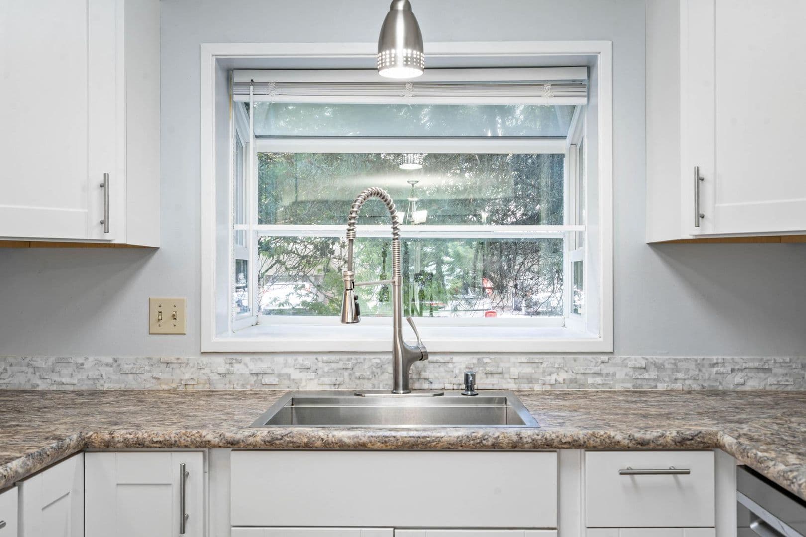 Lake Oswego House: 3433 SW McNary Pkwy #302