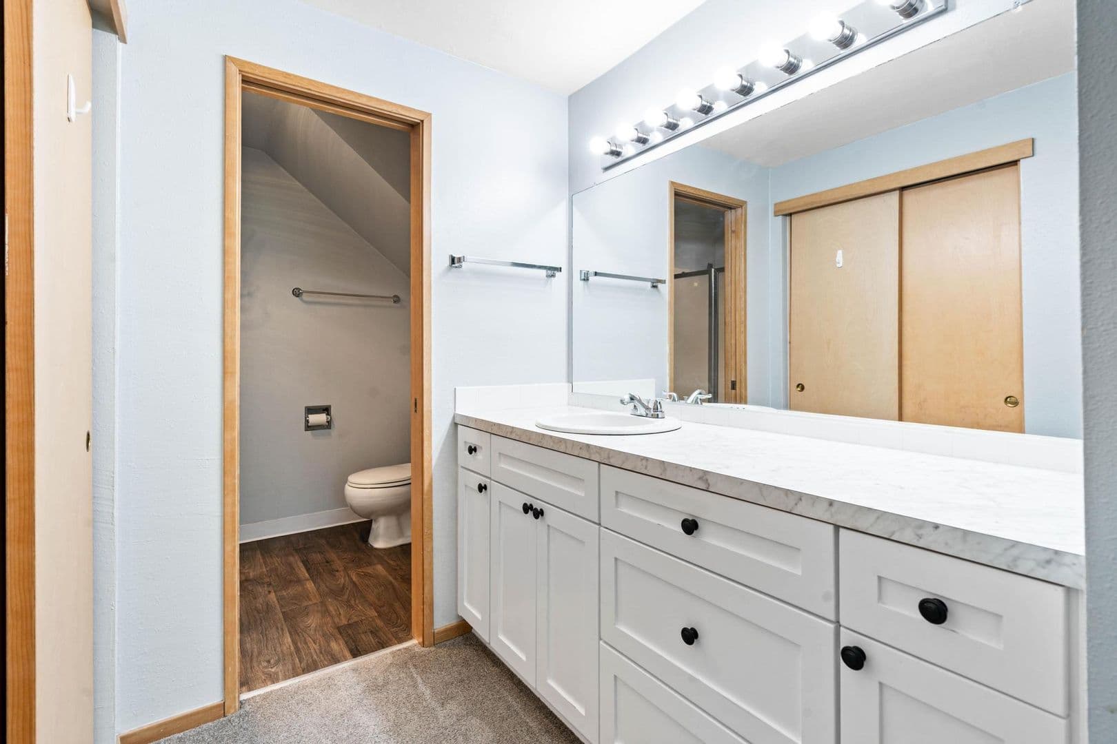 Lake Oswego House: 3433 SW McNary Pkwy #302