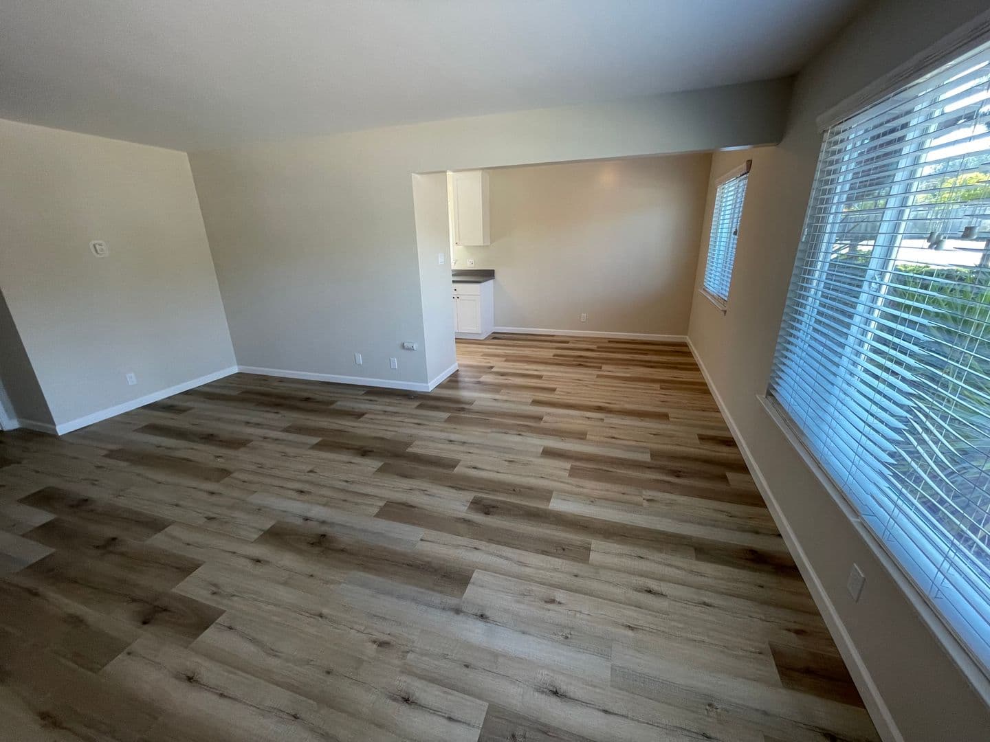San Mateo Apartment: 3941 Pacific Blvd