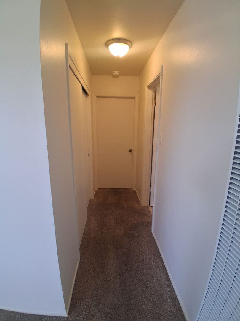 South San Francisco Apartment: 520 Grand Ave