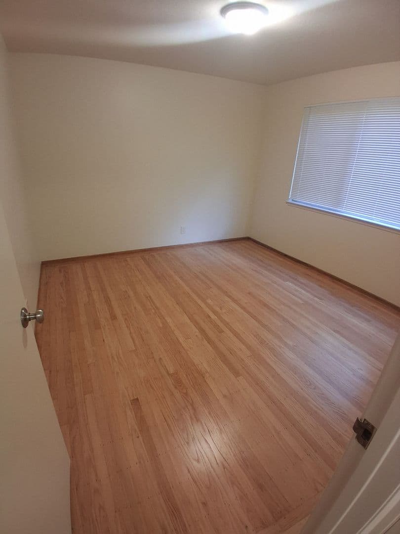 South San Francisco Apartment: 520 Grand Ave