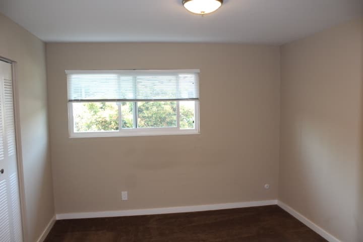 San Mateo Apartment: 460 Studio Circle