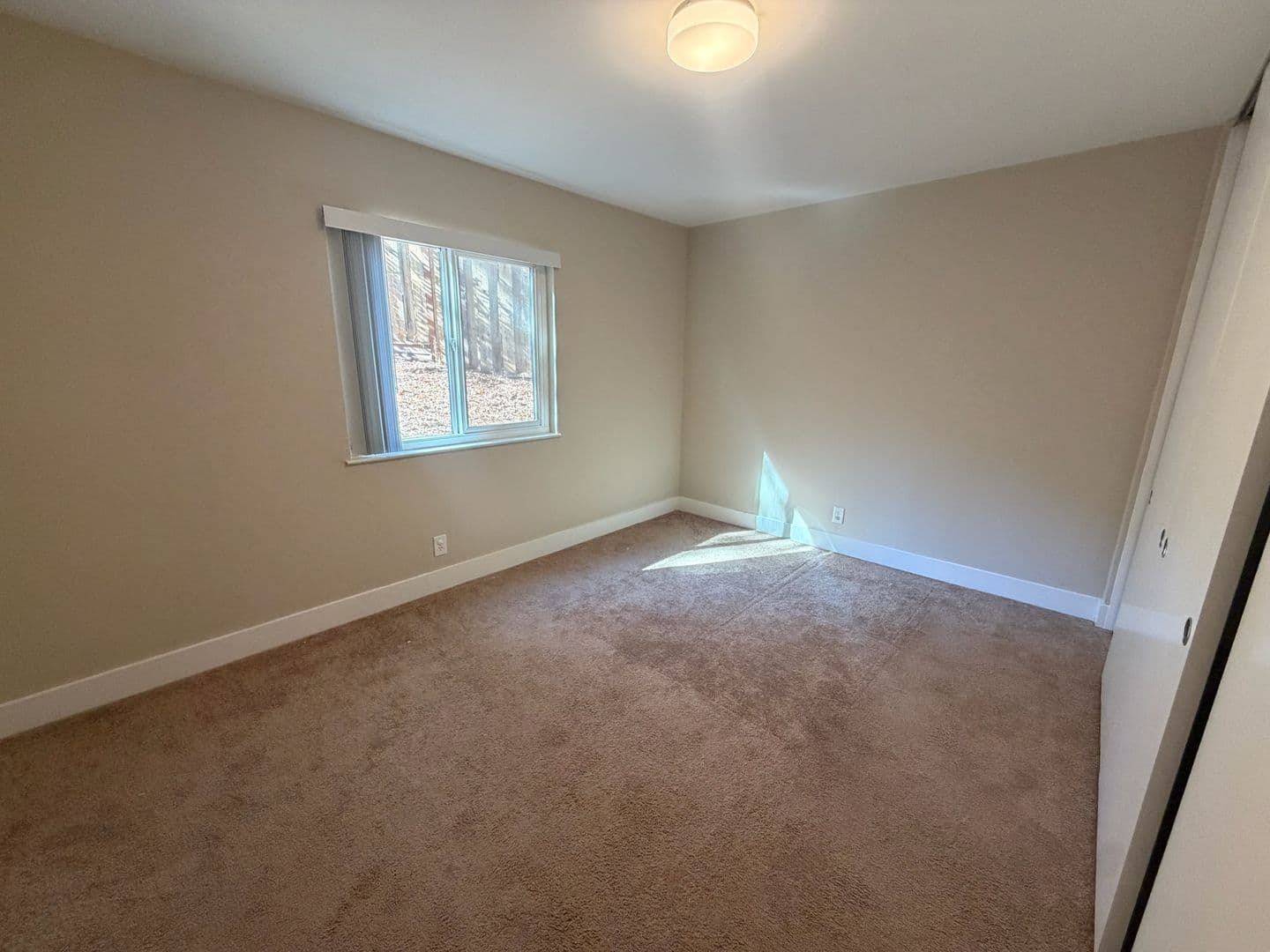 Belmont Apartment: 1000 South Rd