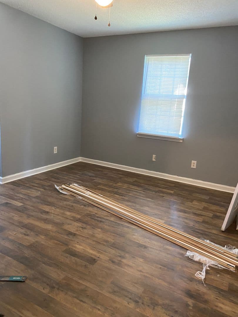 Charlotte House: 7410 Prindle Lake Dr