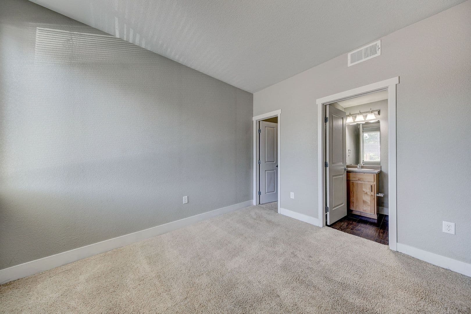 Fort Collins Apartment: 1409 West Elizabeth