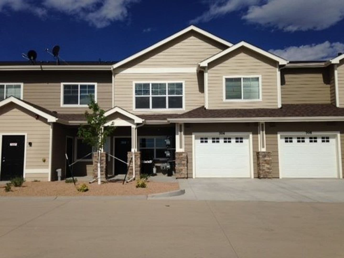 Wellington Apartment: 4101 Crittenton Lane