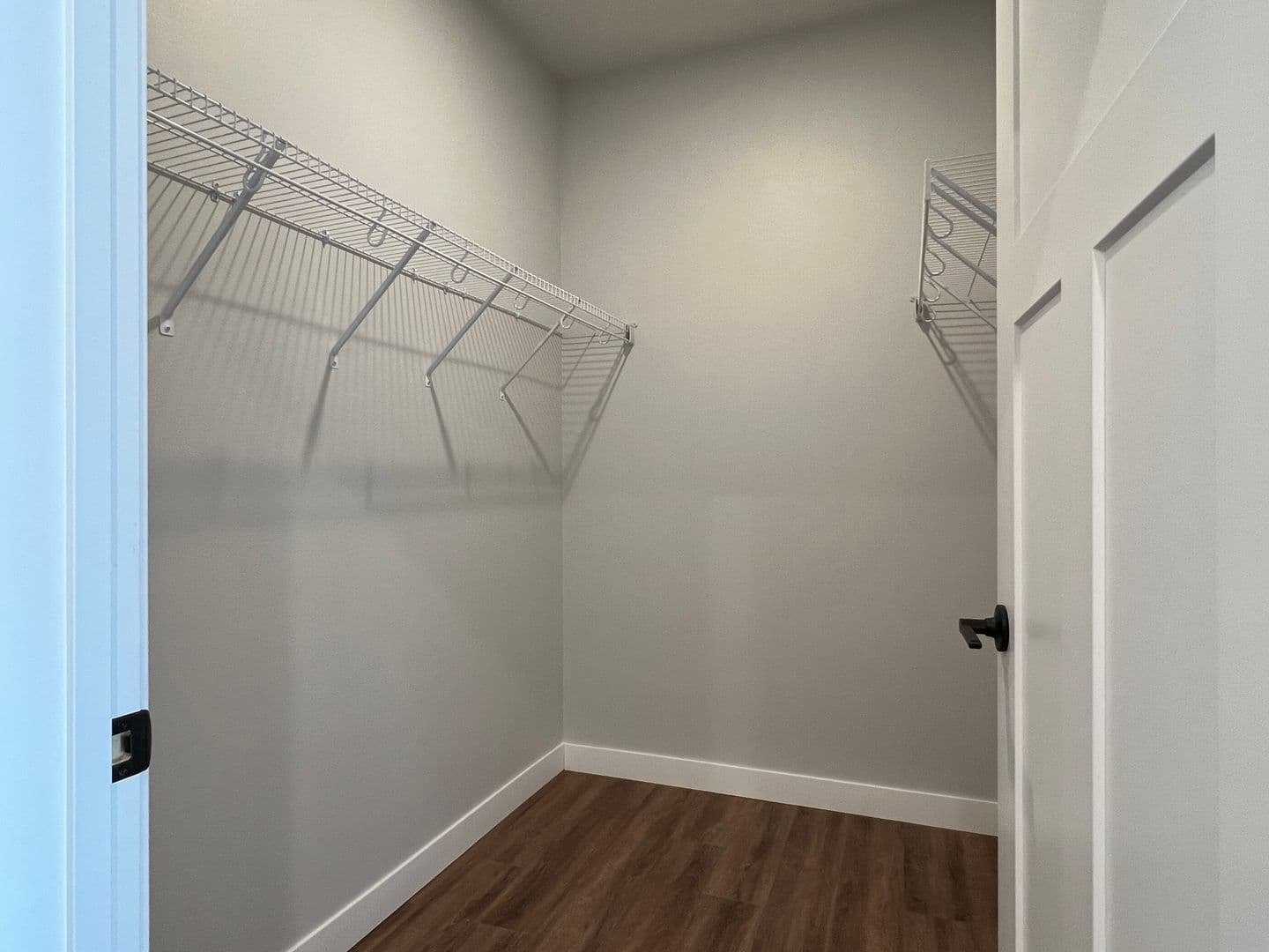 New London Apartment: 305 West Wolf River Avenue