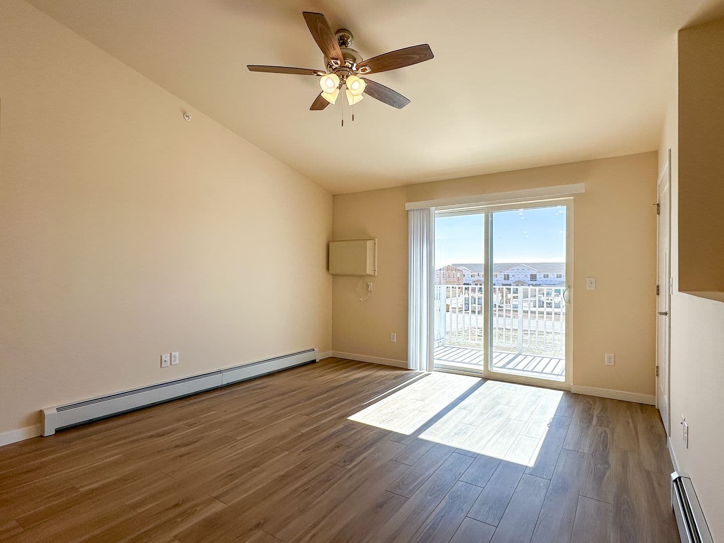Athens Apartment: 713 Caroline Street