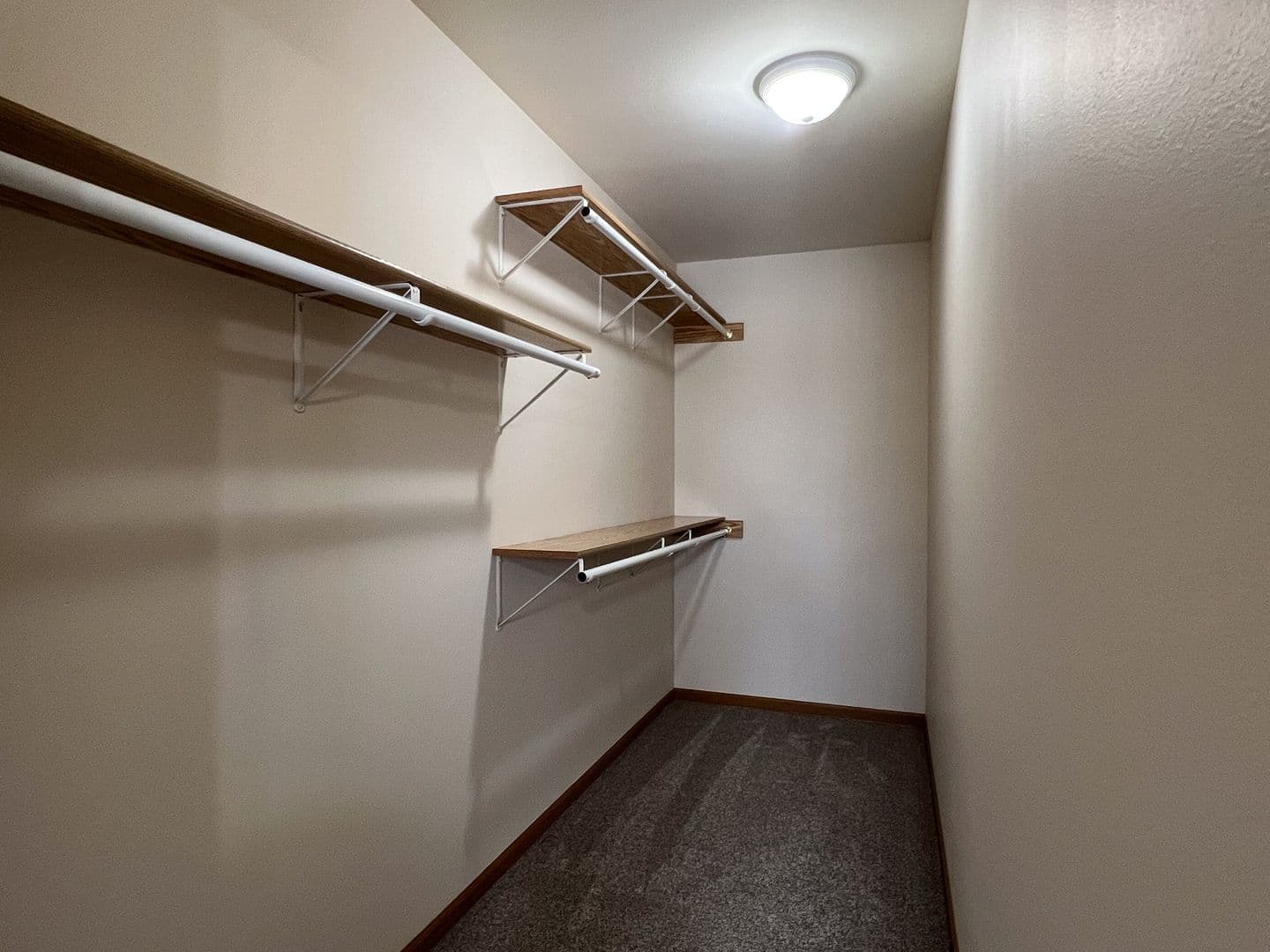 Merrill Apartment: 2301 W. Jackson St.