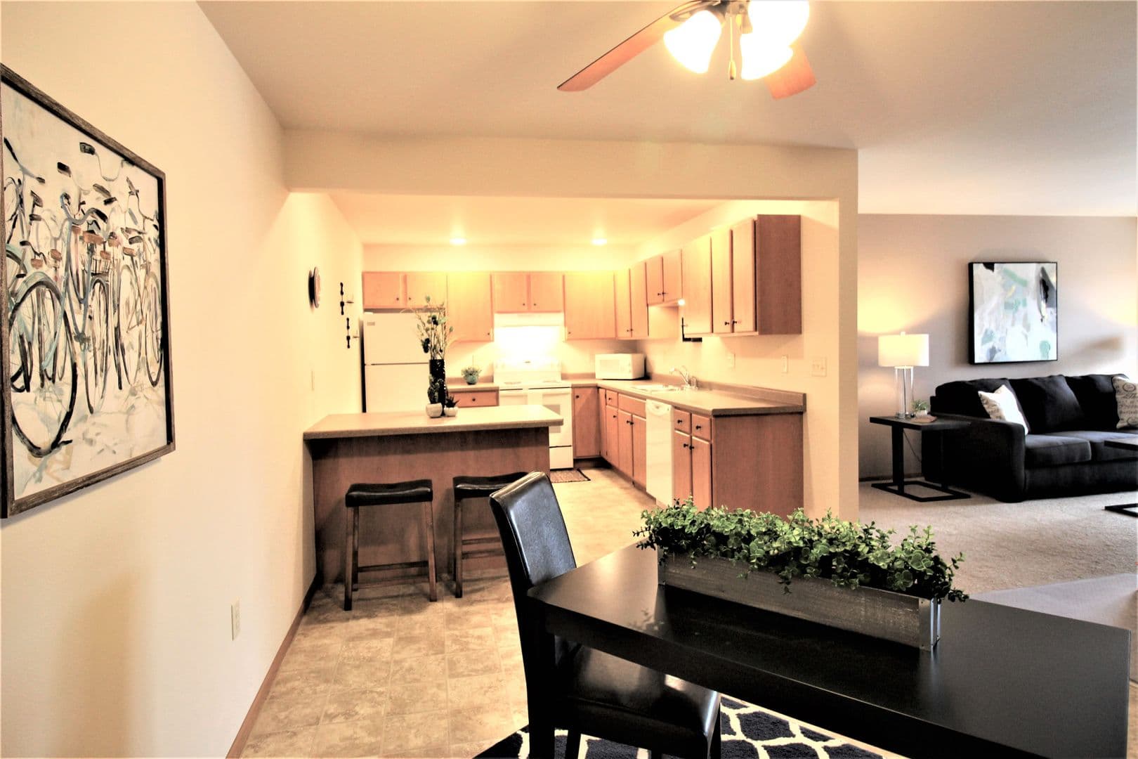 Plover Apartment: 3500 Willow Dr