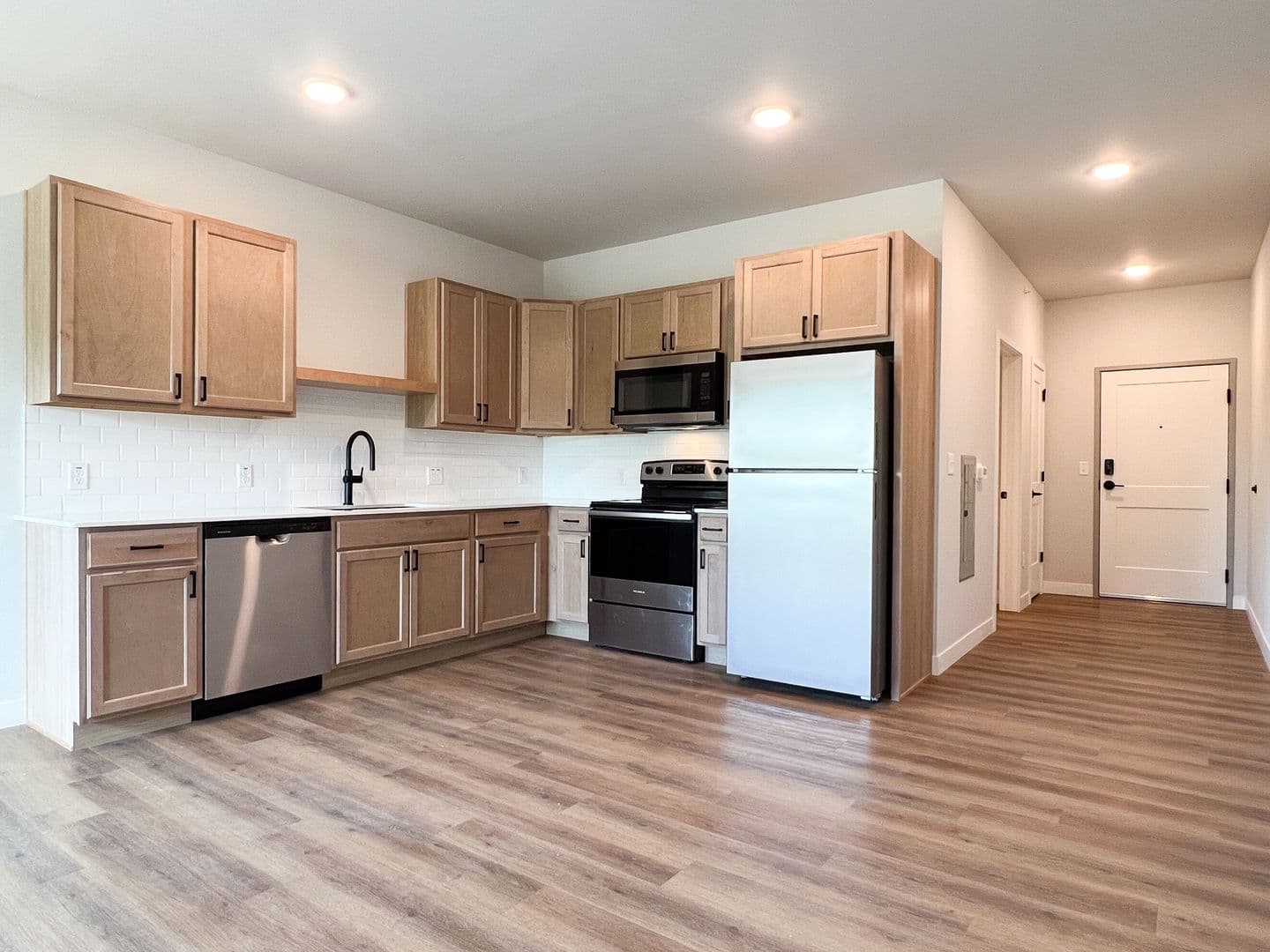 Schofield Apartment: 1408 Park Drive