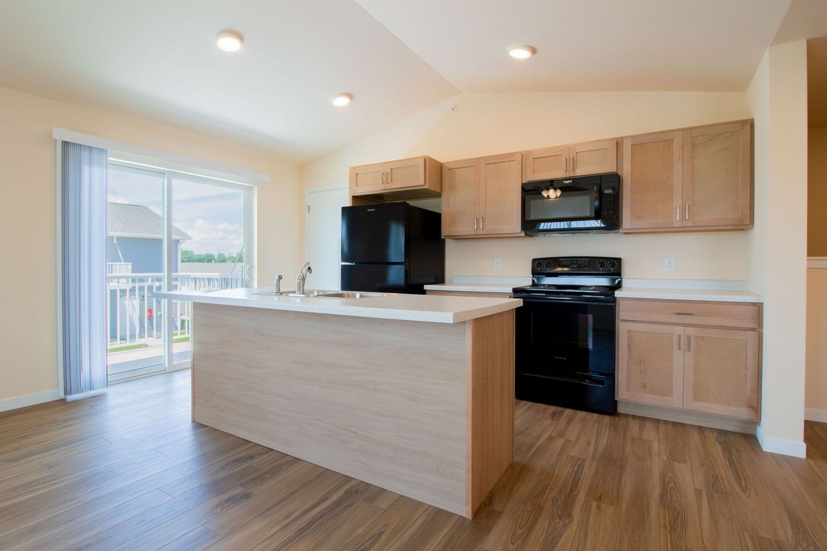 Eau Claire Apartment: 4395 Christopher Drive