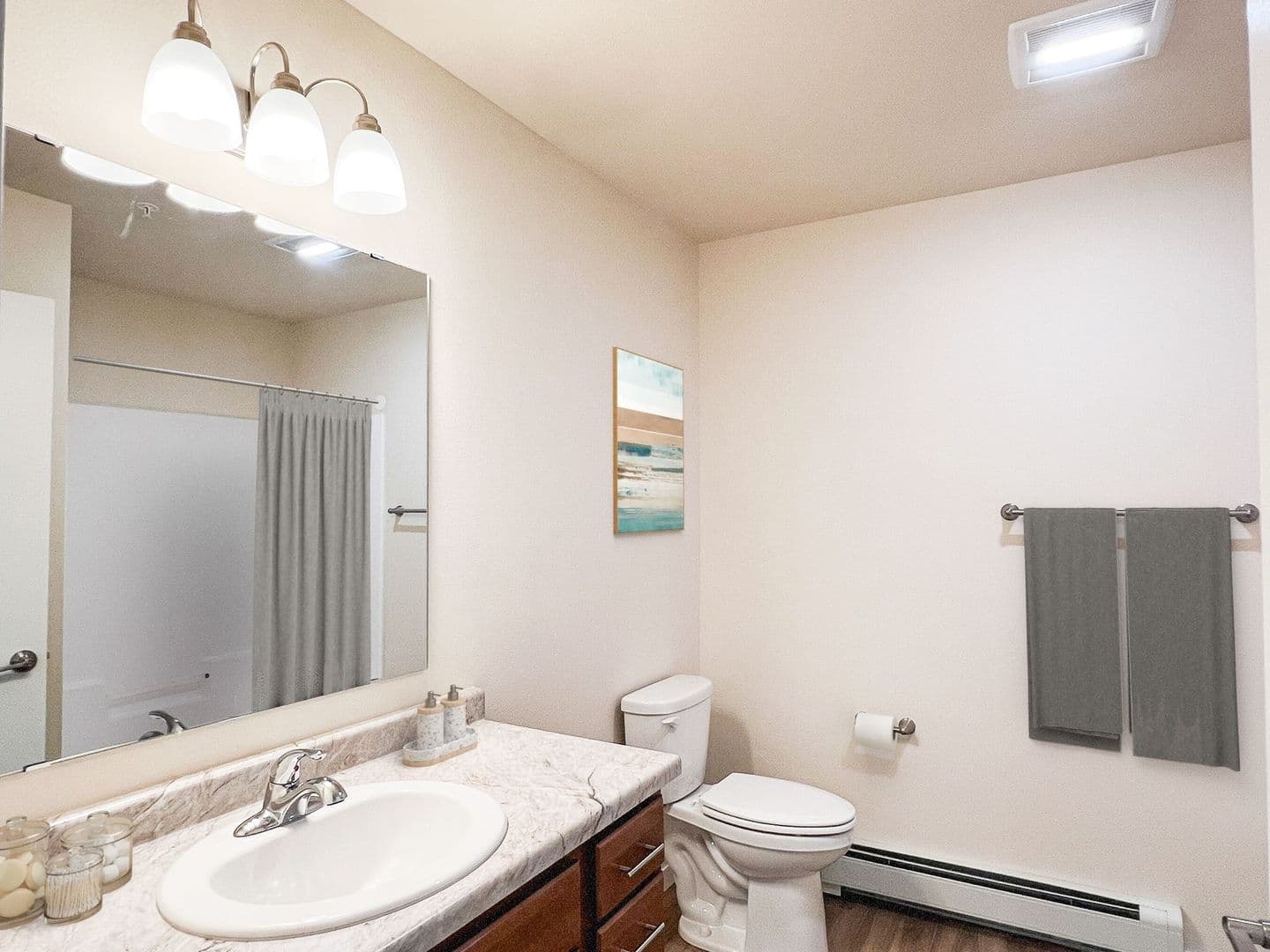 Eau Claire Apartment: 4395 Christopher Drive