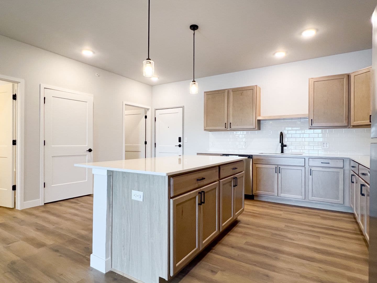 Schofield Apartment: 1408 Park Drive