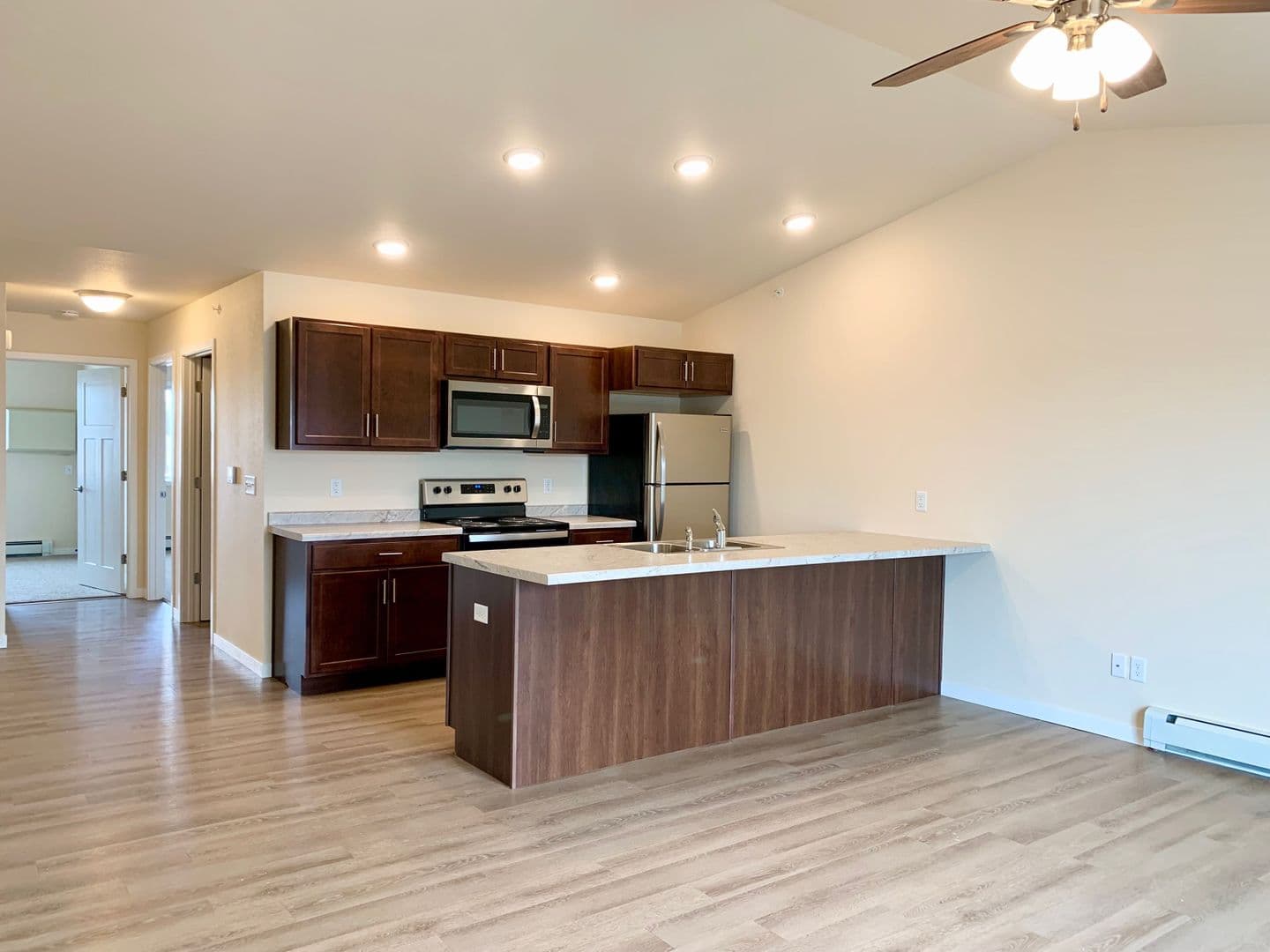 Stanley Apartment: 1419 Pine St