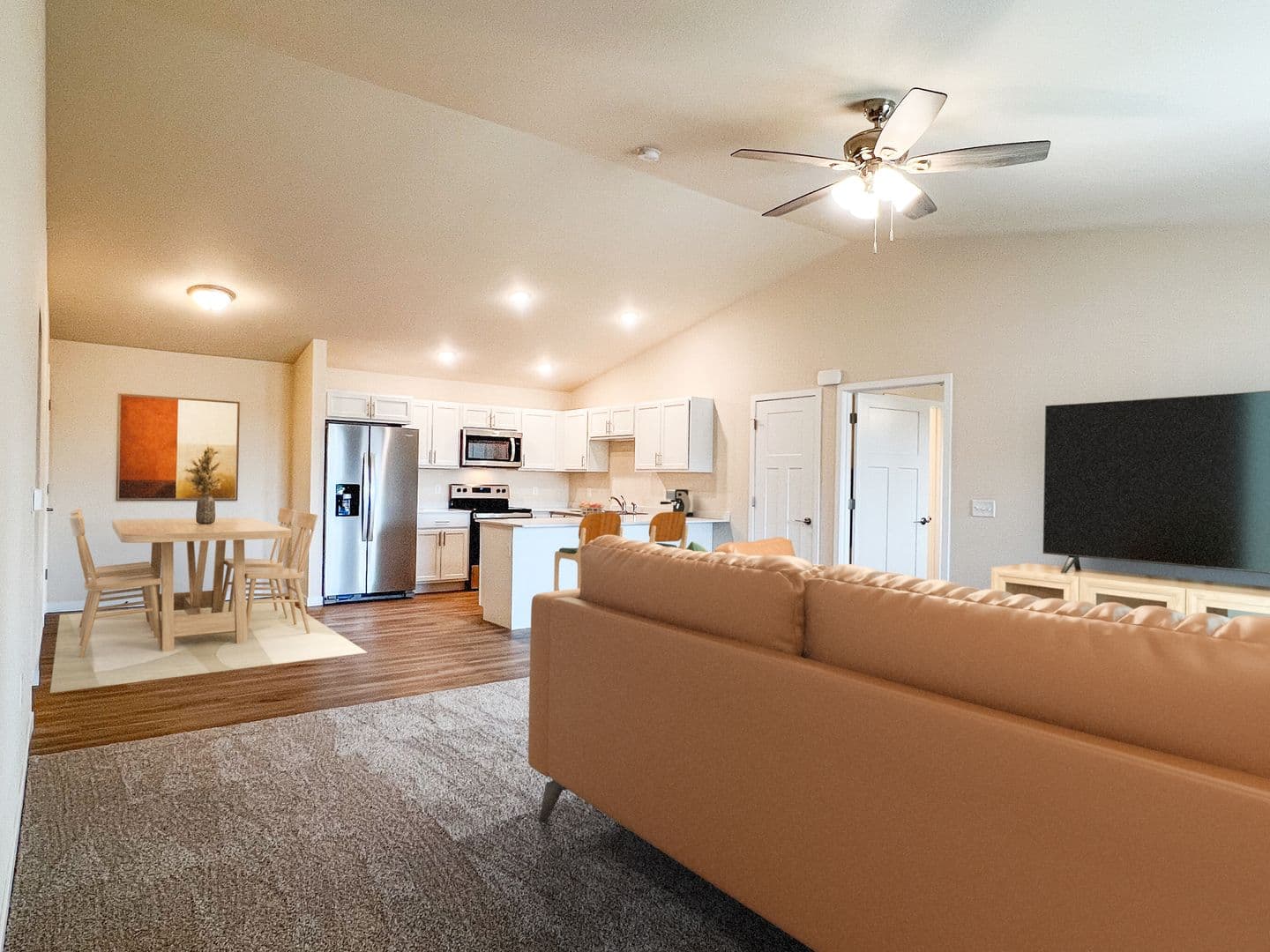 Eau Claire Apartment: 4395 Christopher Drive