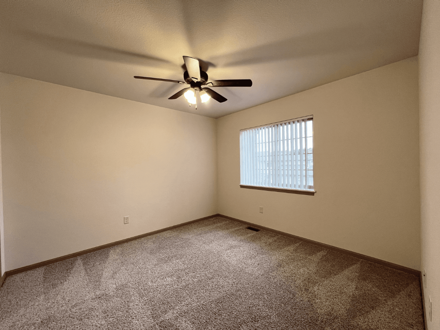Weston Apartment: 6903 Weston Ridge Dr.