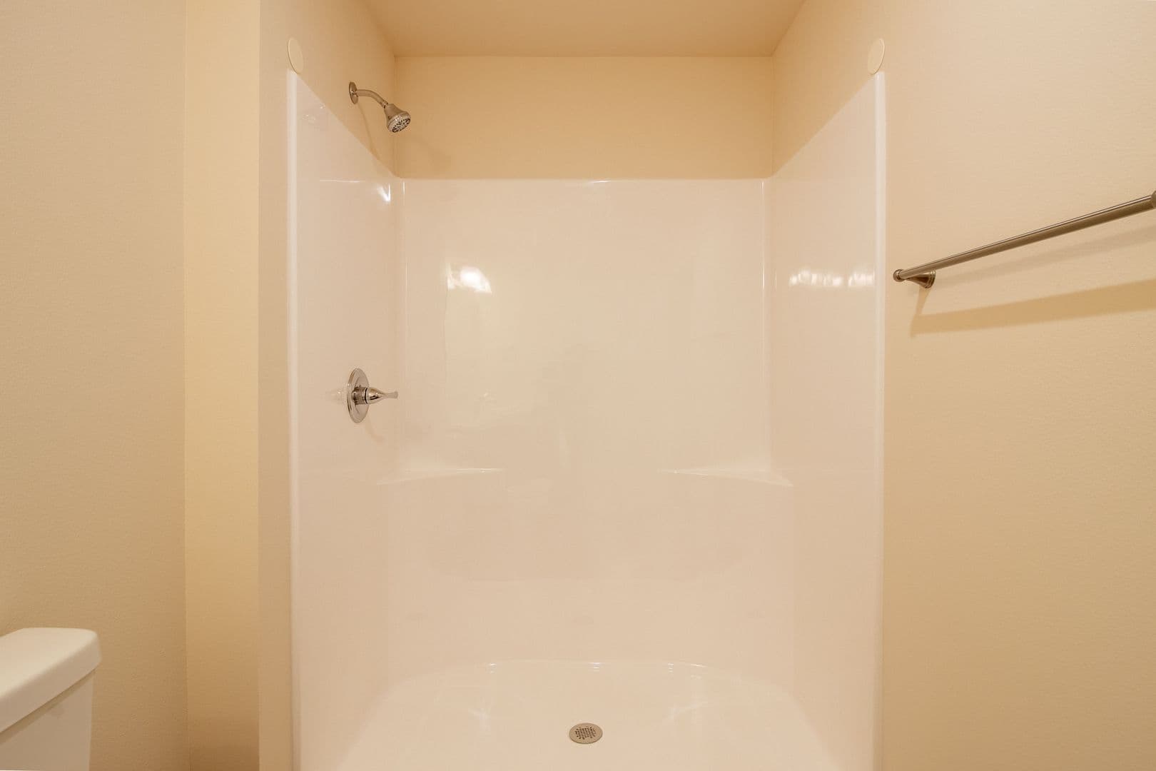 Wittenberg Apartment: 403 Freedom Way