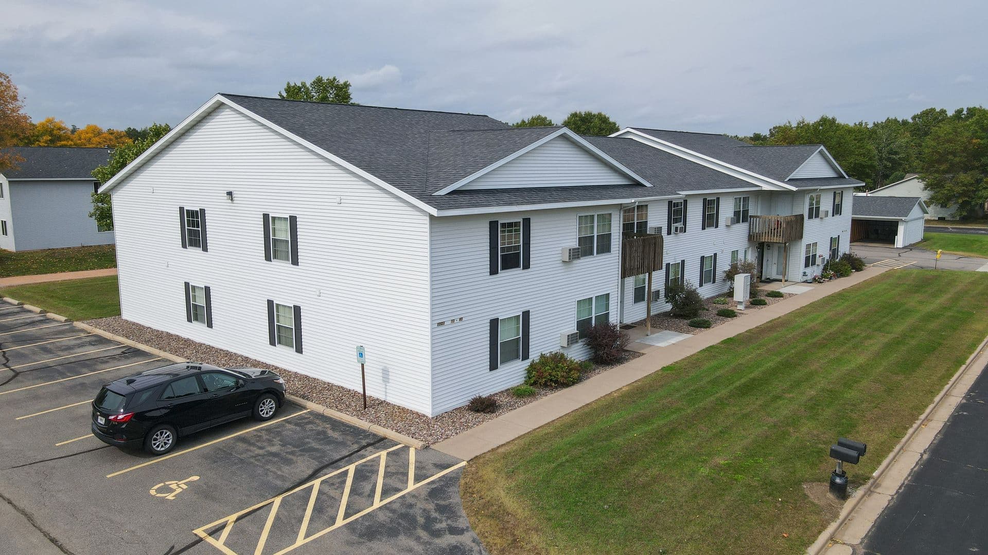 Mosinee Apartment: 1000 Rangeline Rd / 1000-1004 20th St / 1001 19th St / 1920 Beaver Rd