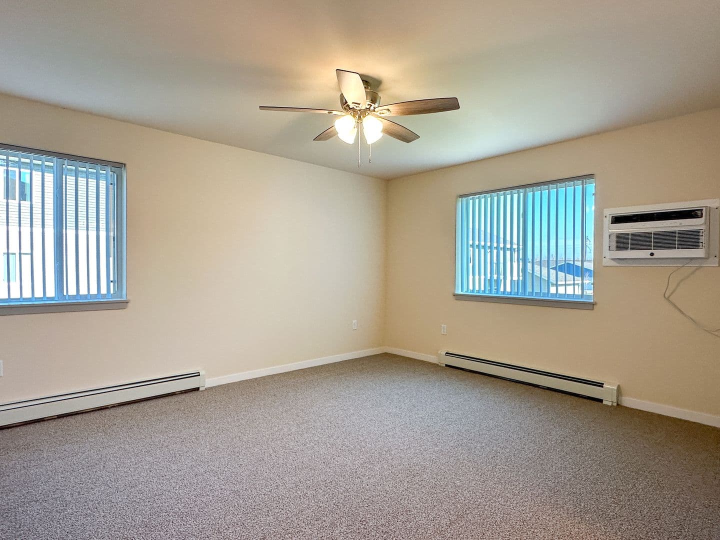 Eau Claire Apartment: 4395 Christopher Drive
