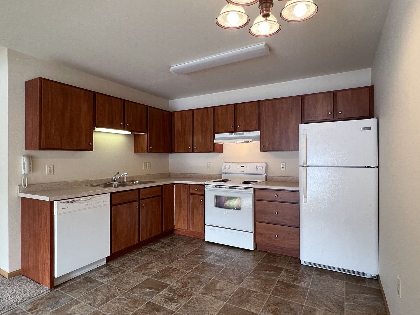 Merrill Apartment: 2301 W. Jackson St.