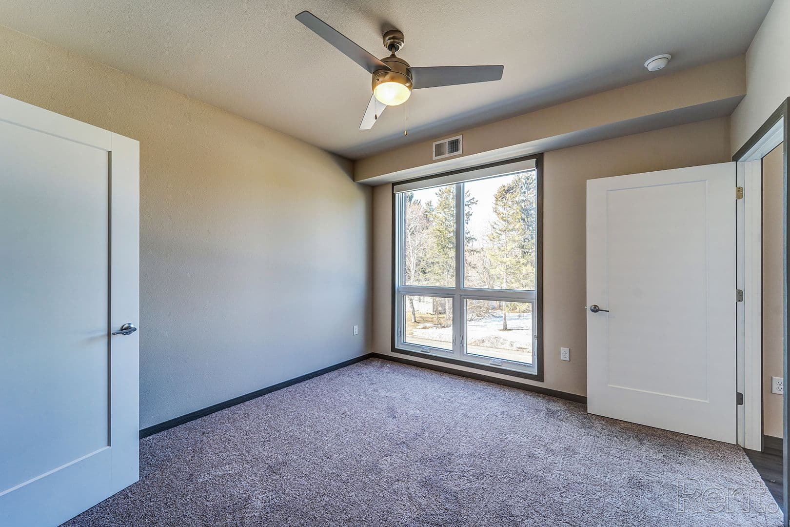 Wausau Apartment: 1425 N 12th Ave.