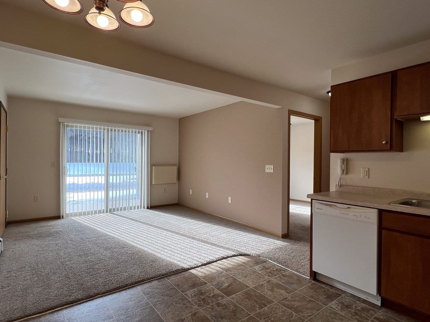 Merrill Apartment: 2301 W. Jackson St.