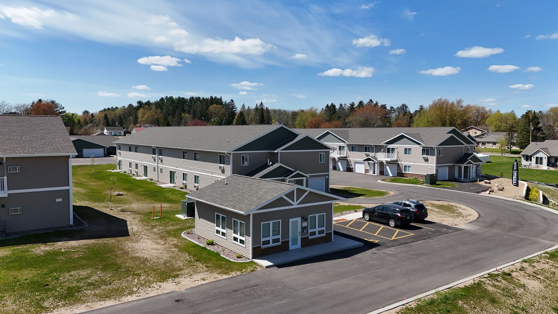 Athens Apartment: 713 Caroline Street