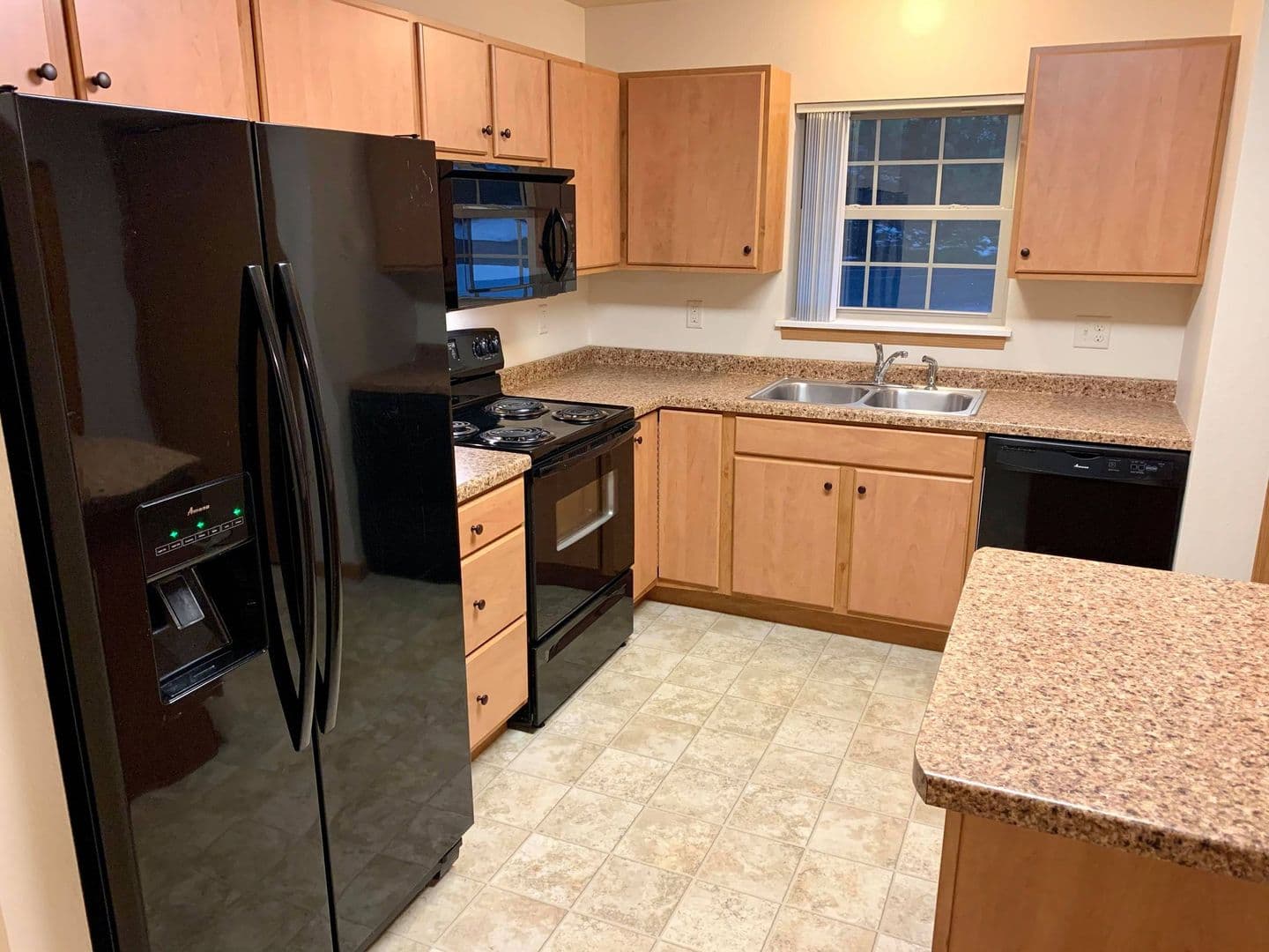 Weston Apartment: 6903 Weston Ridge Dr.