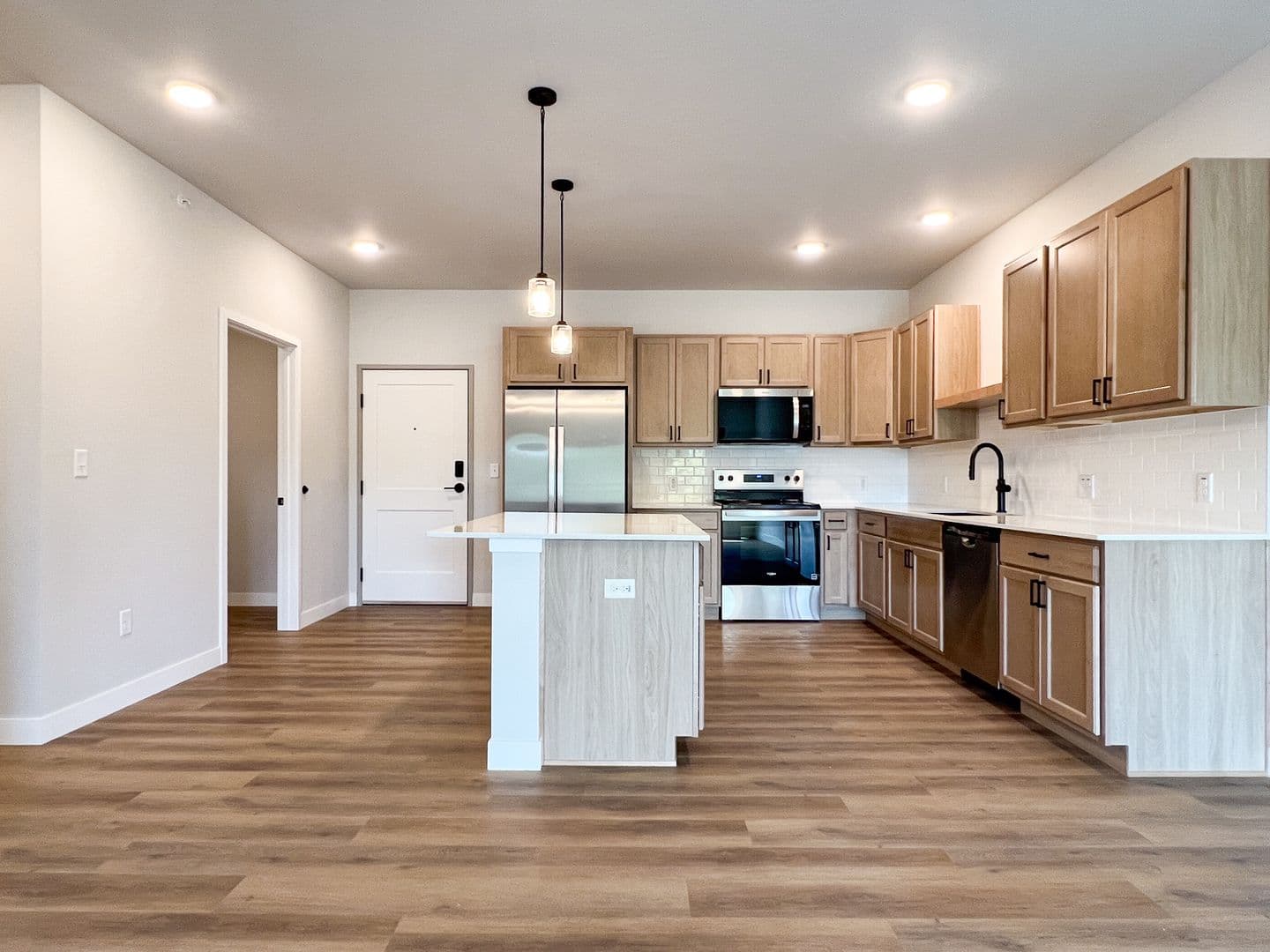 Schofield Apartment: 1408 Park Drive