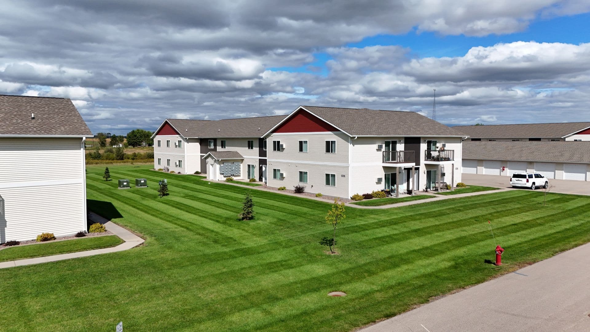 Stanley Apartment: 1419 Pine St