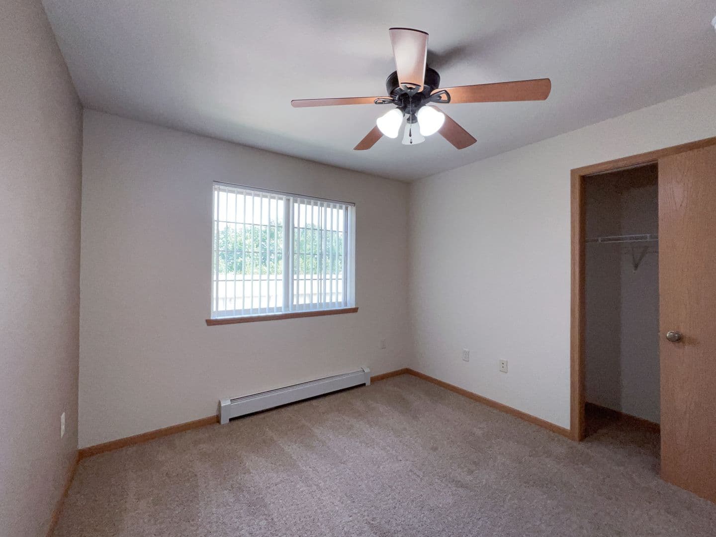 Plover Apartment: 3500 Willow Dr