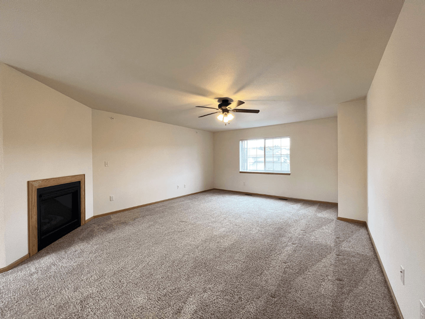Weston Apartment: 6903 Weston Ridge Dr.