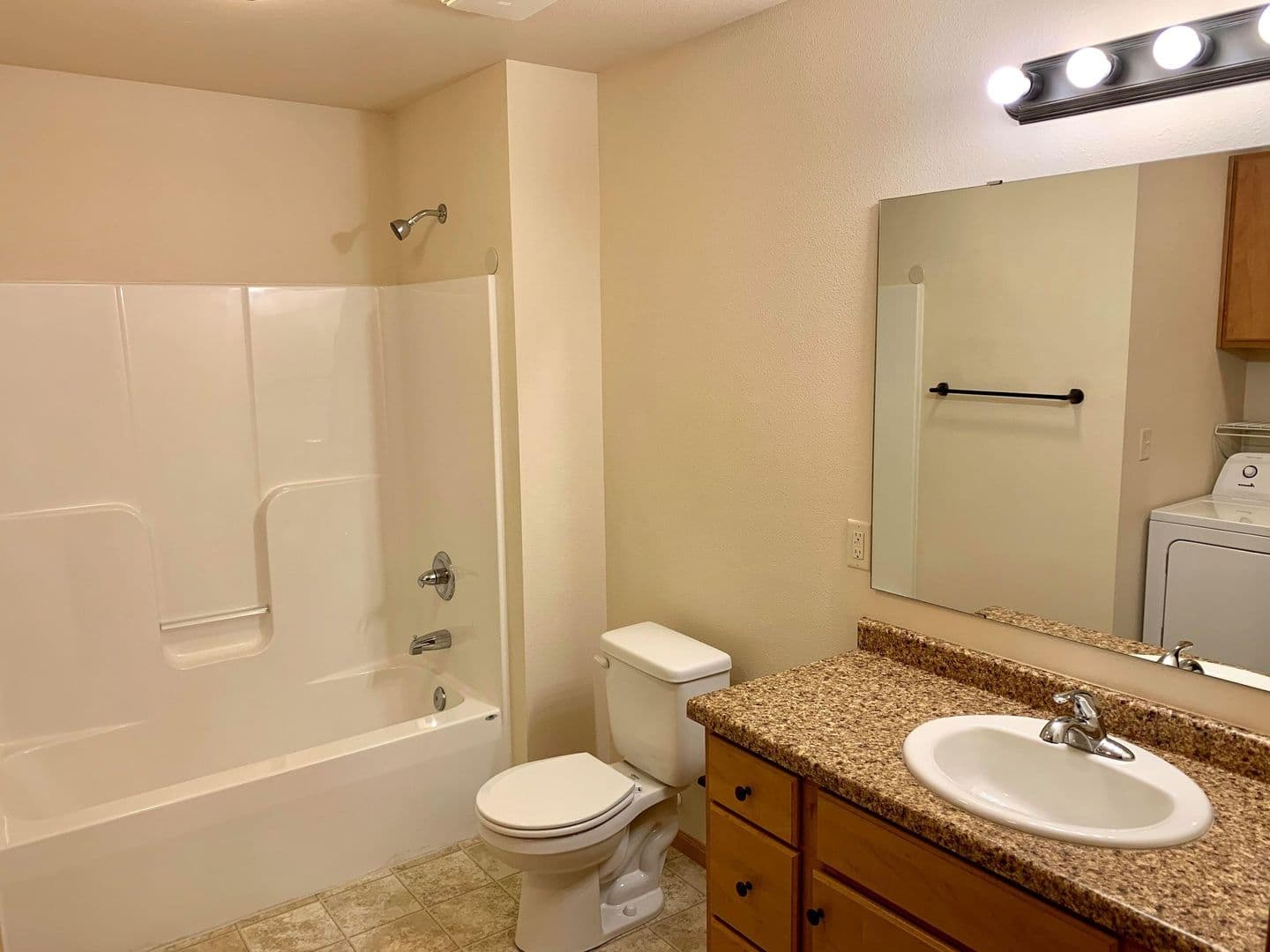 Weston Apartment: 6903 Weston Ridge Dr.