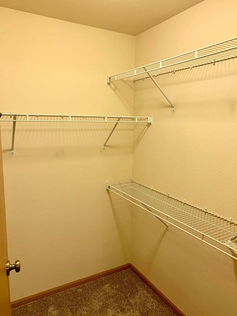 Weston Apartment: 6903 Weston Ridge Dr.