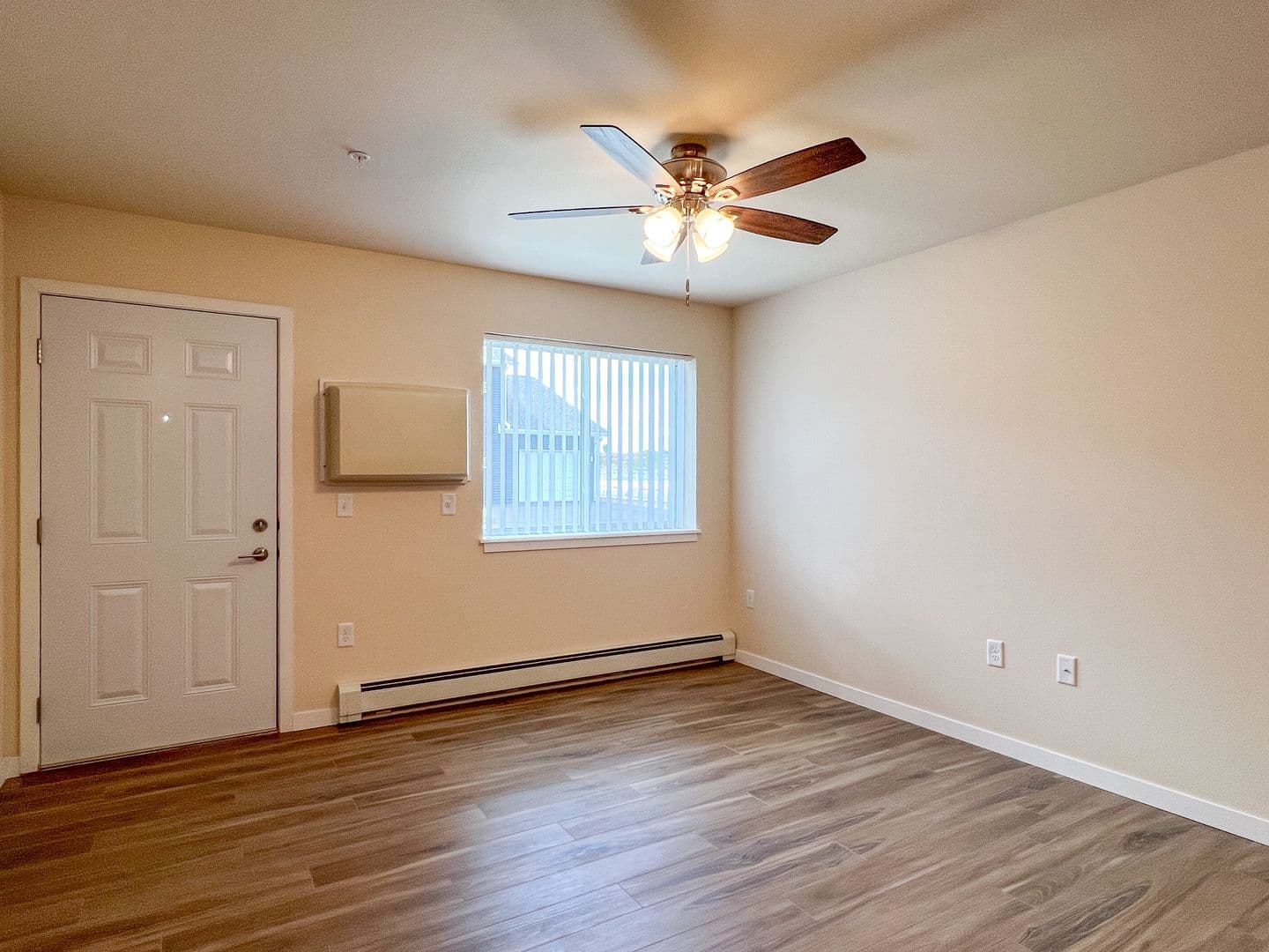 Eau Claire Apartment: 4395 Christopher Drive