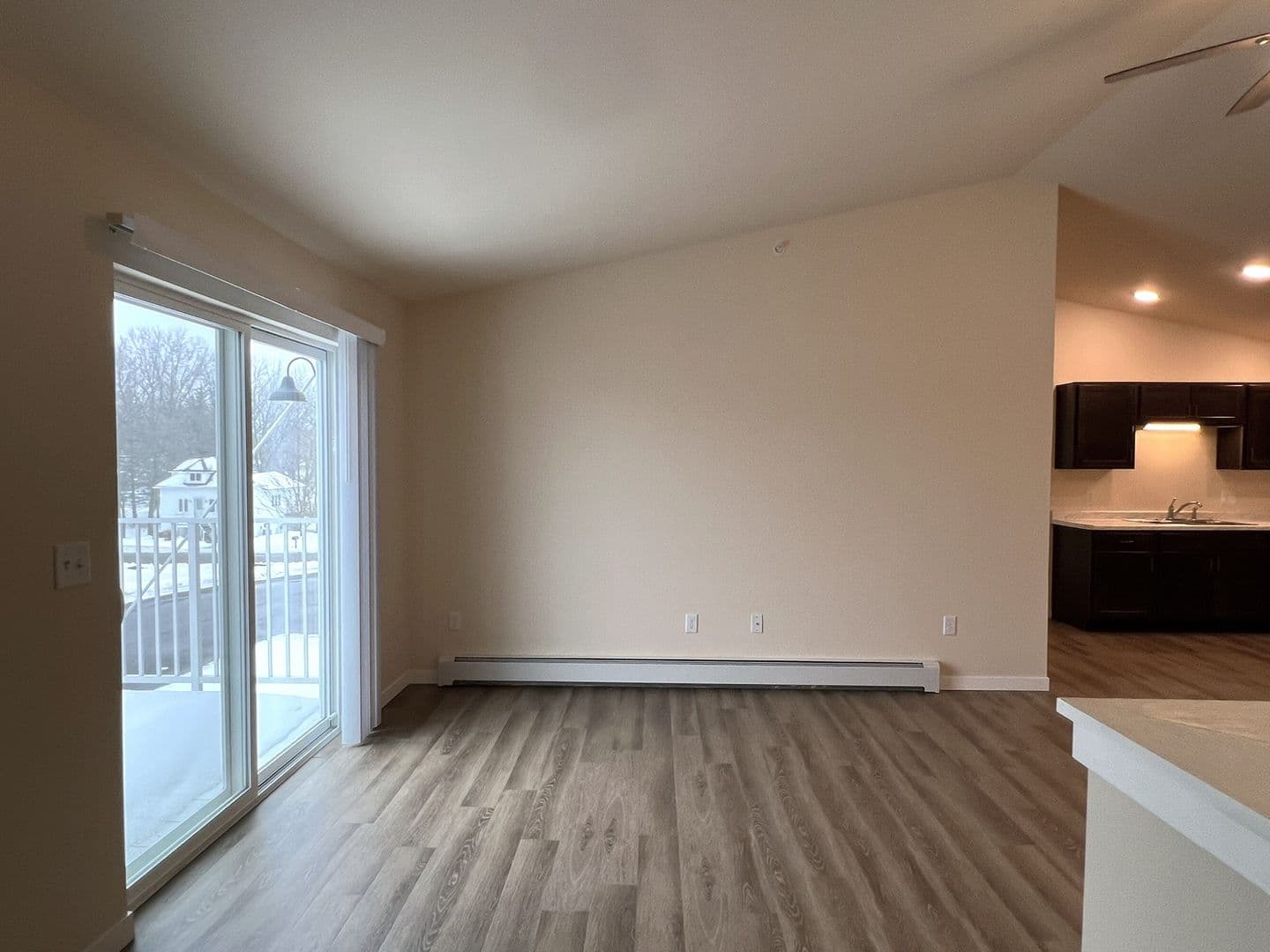 Athens Apartment: 713 Caroline Street
