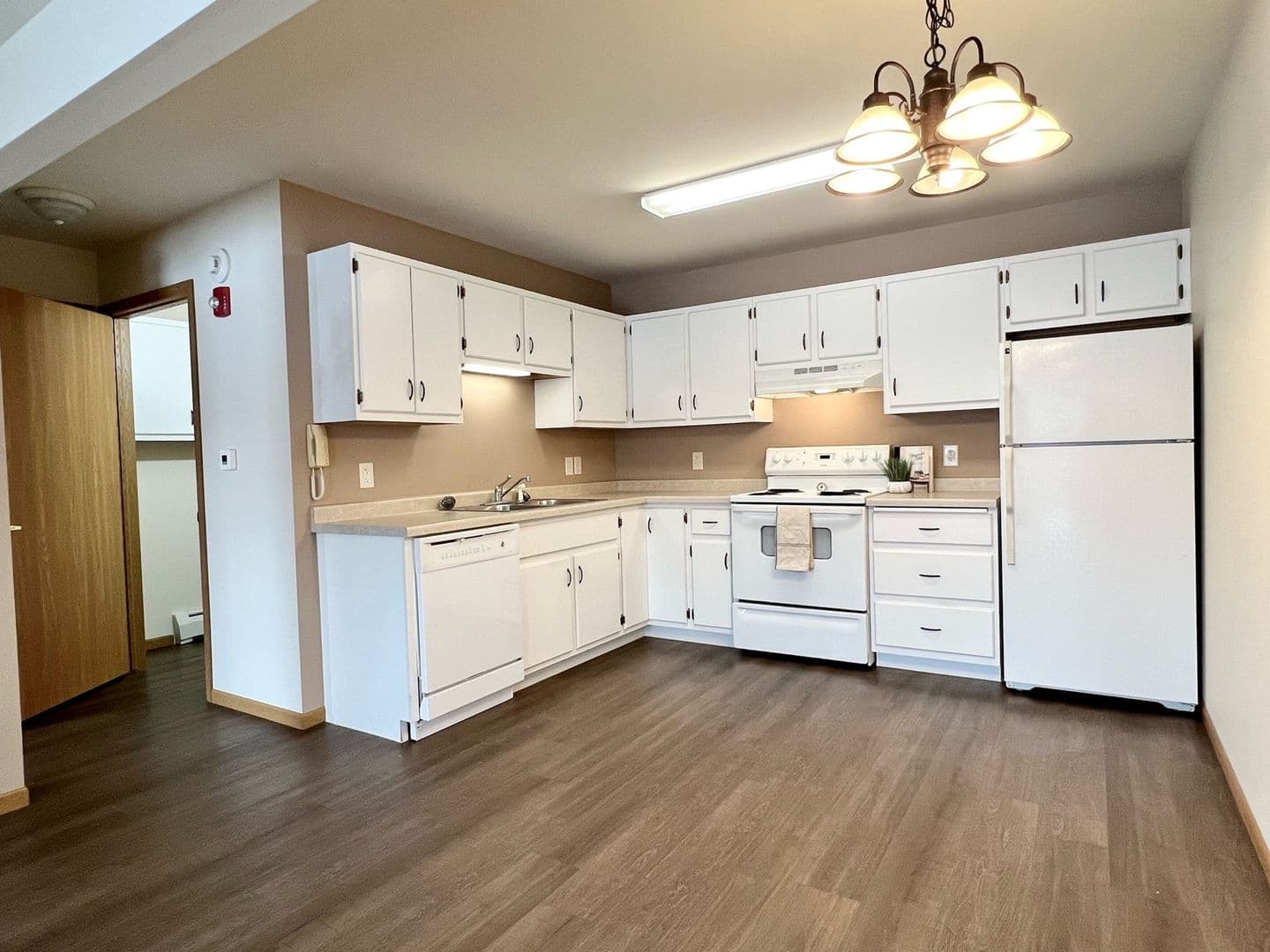 Stevens Point Apartment: 1200 River View Ave