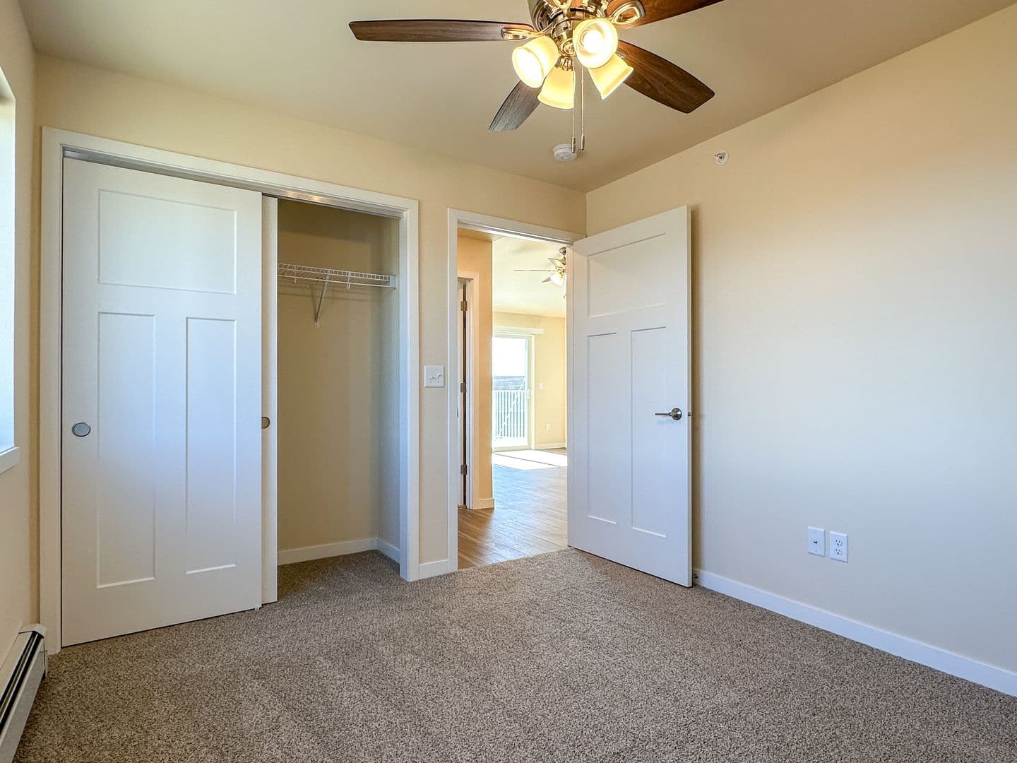 Athens Apartment: 713 Caroline Street