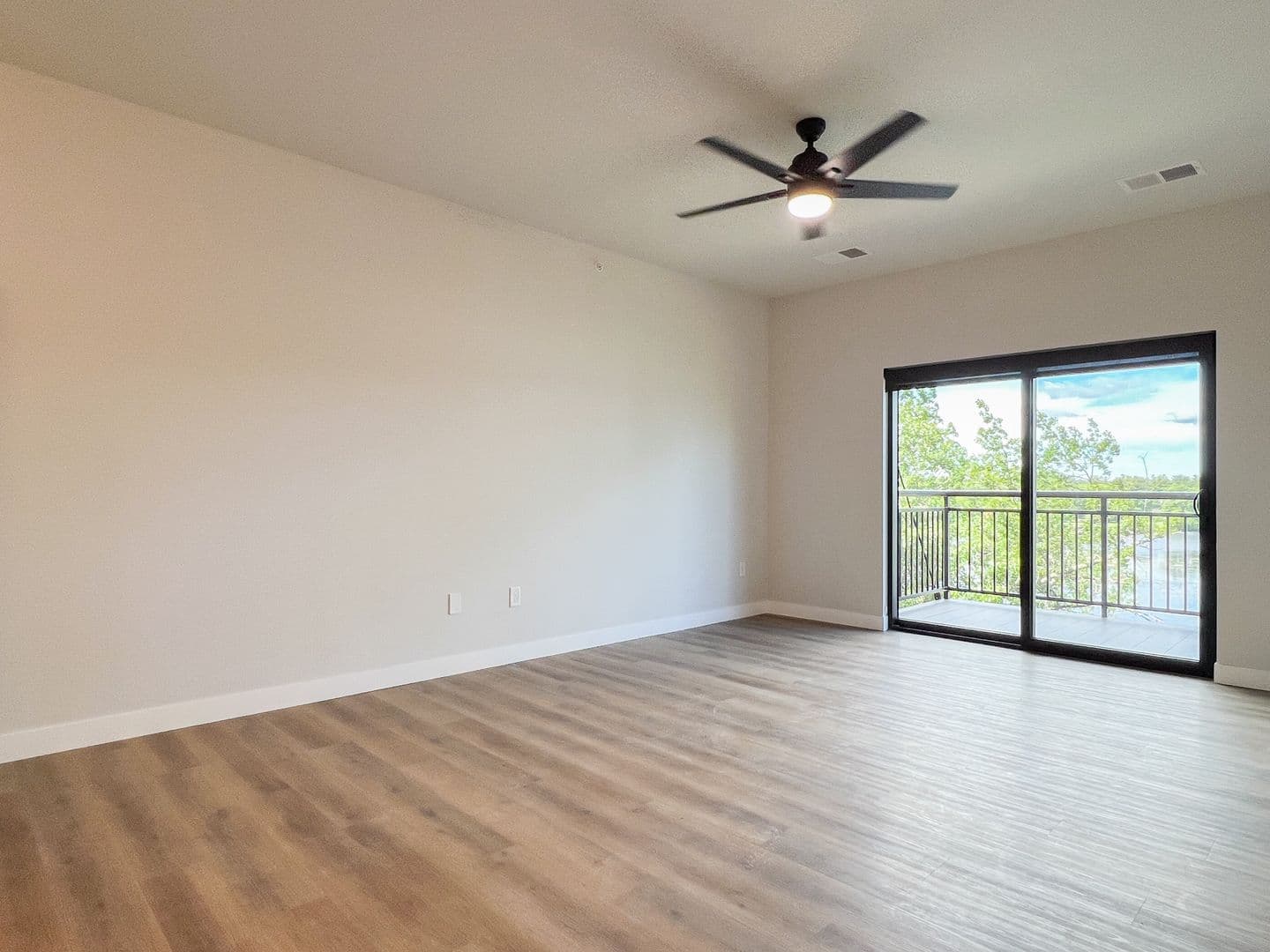 Schofield Apartment: 1408 Park Drive