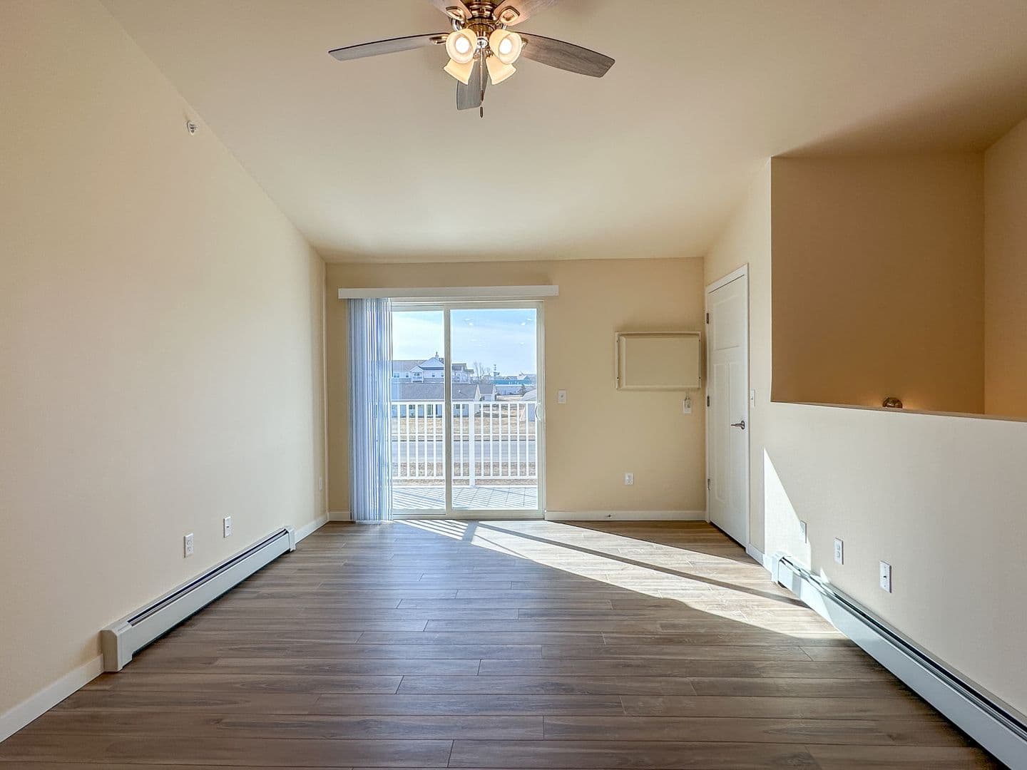 Rothschild Apartment: 10000 Calumet Street