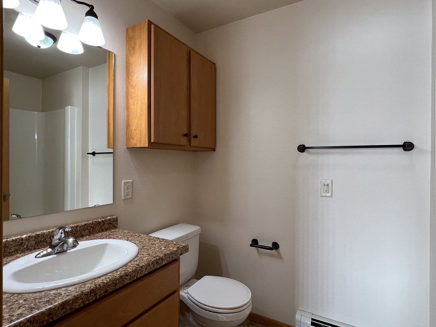 Rice Lake Apartment: 515 Moon Lake Dr