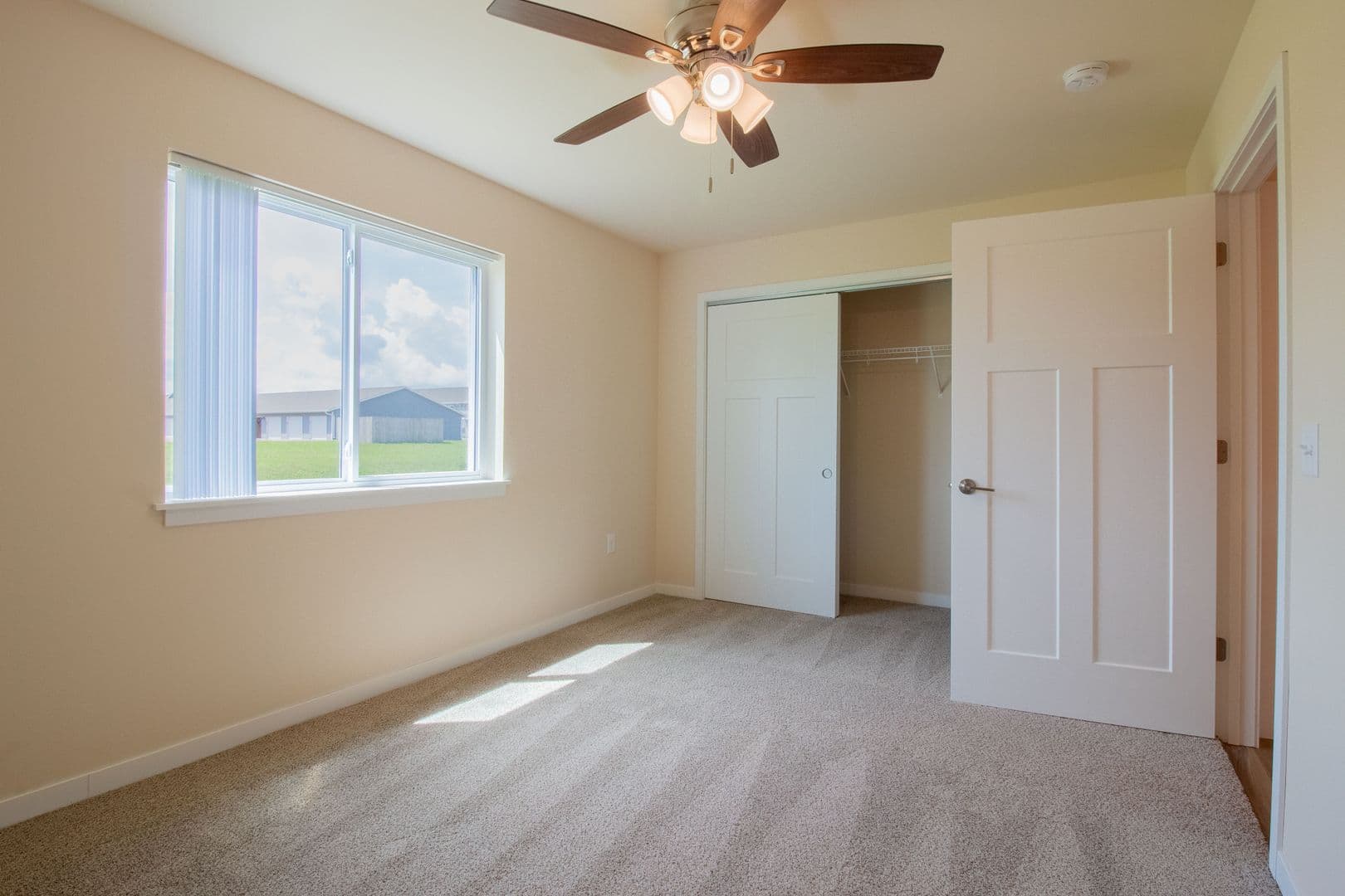 Eau Claire Apartment: 4395 Christopher Drive