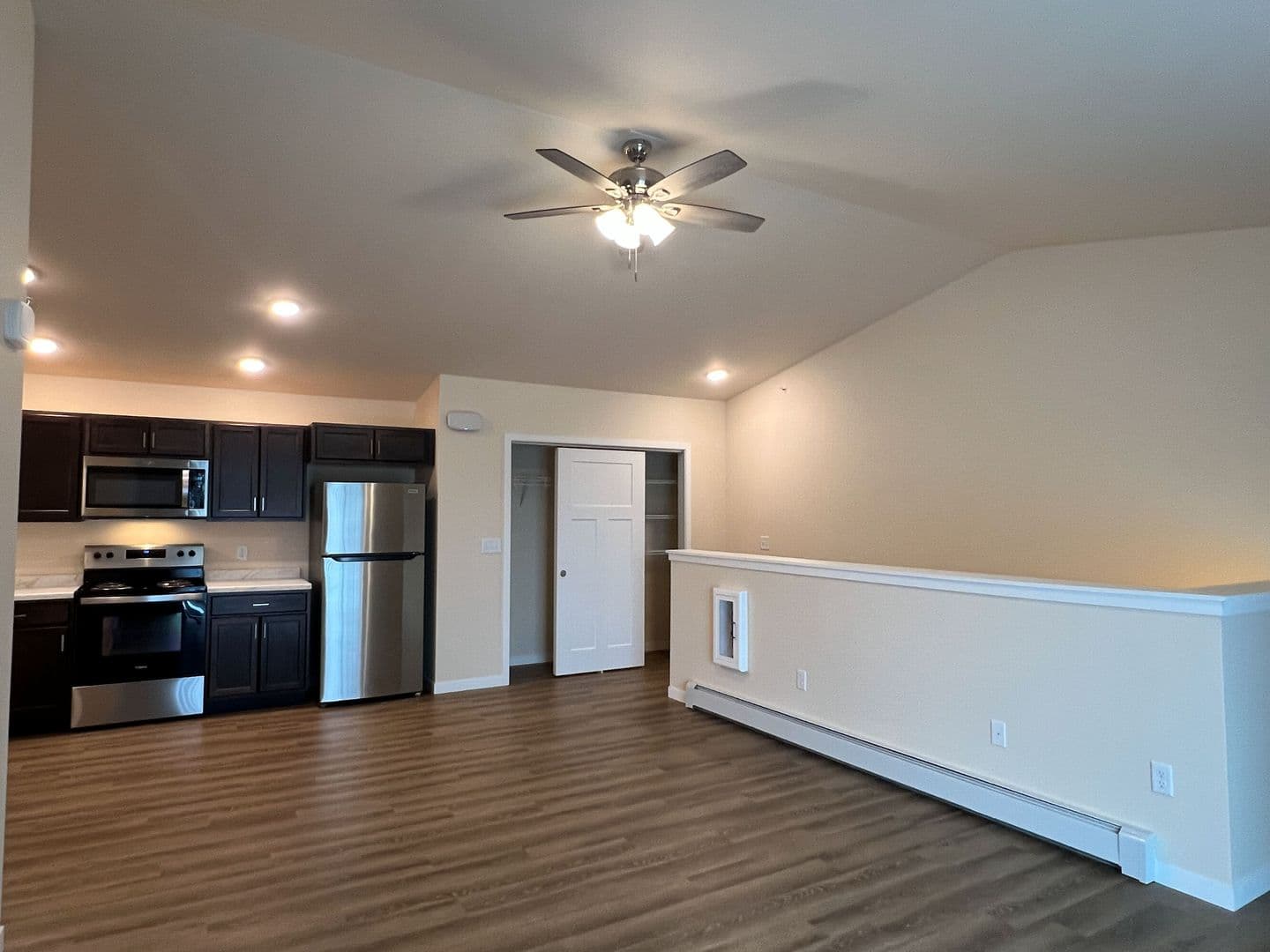 Athens Apartment: 713 Caroline Street