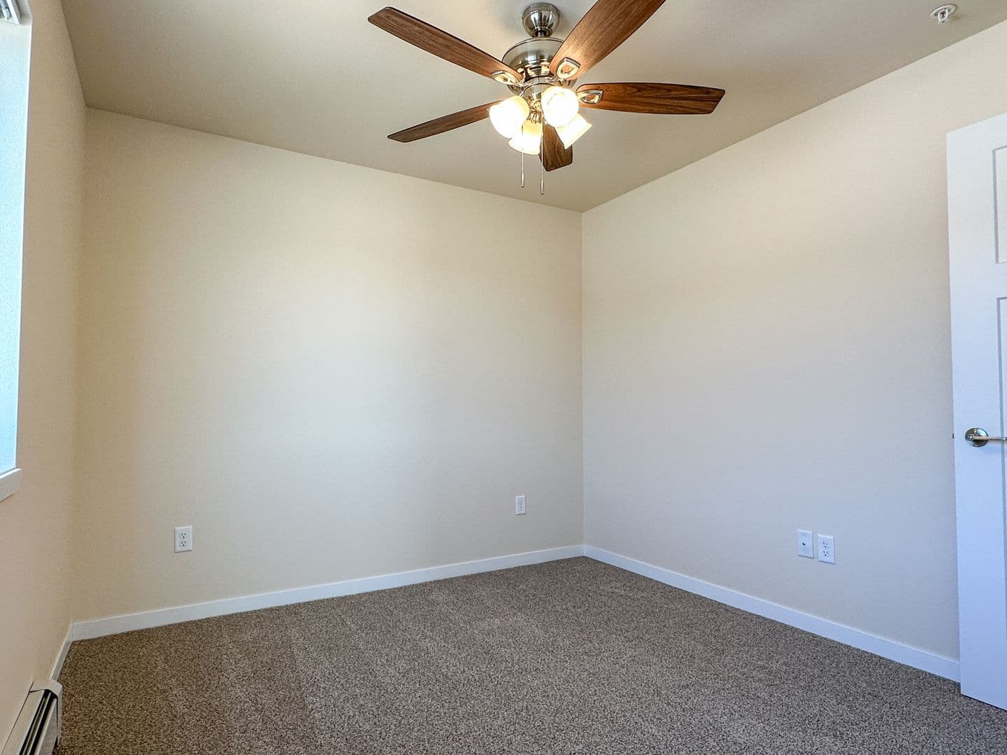 Athens Apartment: 713 Caroline Street