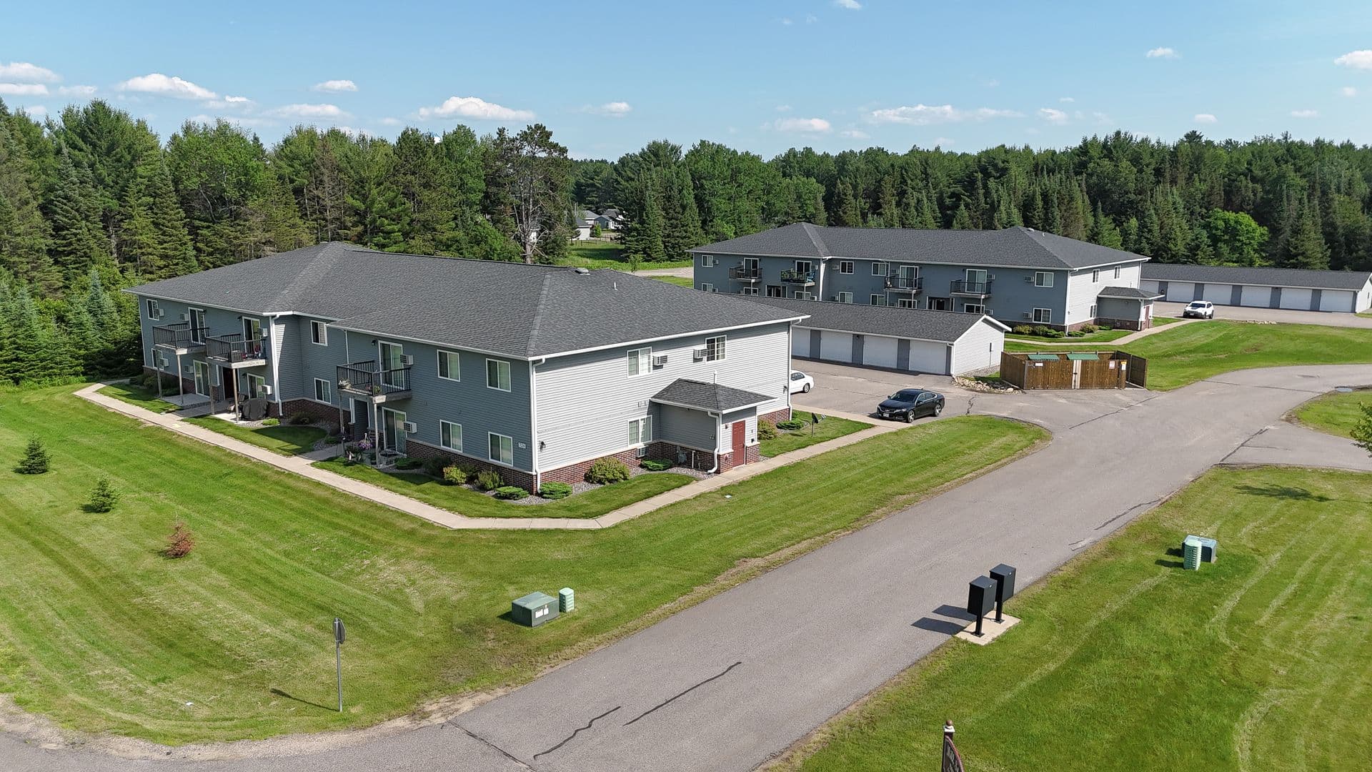 Eagle River Apartment: 724 W. Mill St.