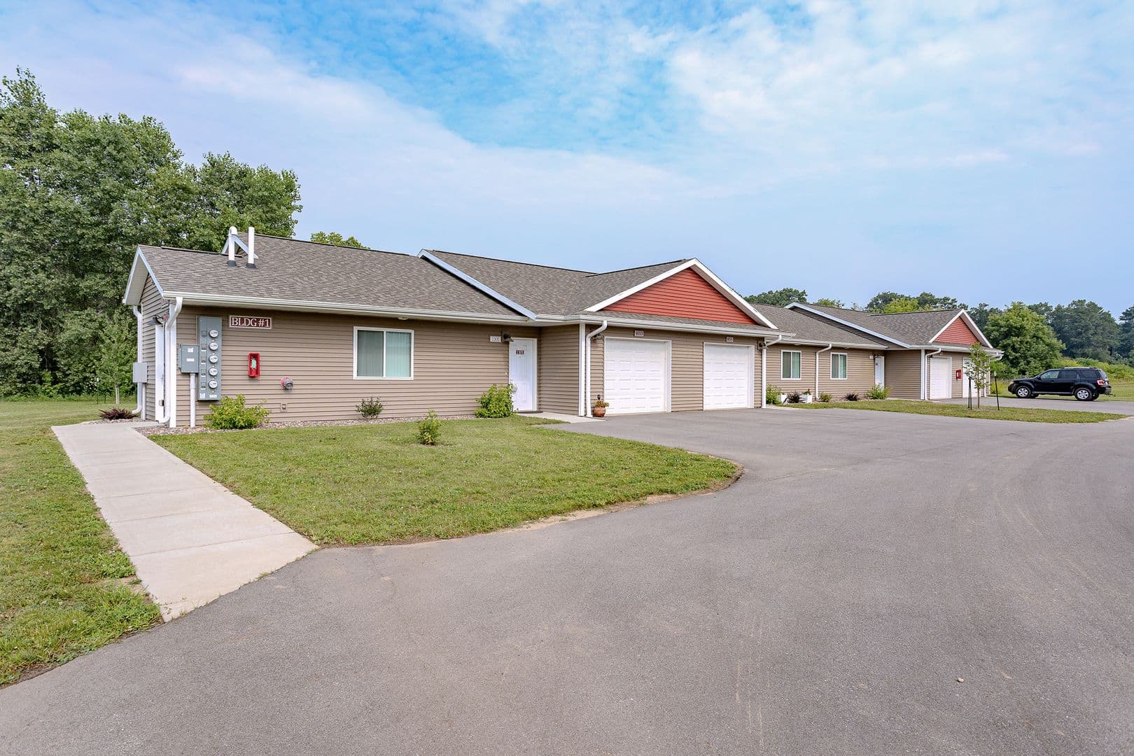 Black River Falls Apartment: N6695 Riverview Drive