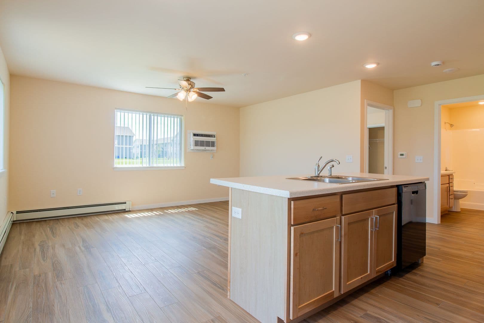 Eau Claire Apartment: 4395 Christopher Drive