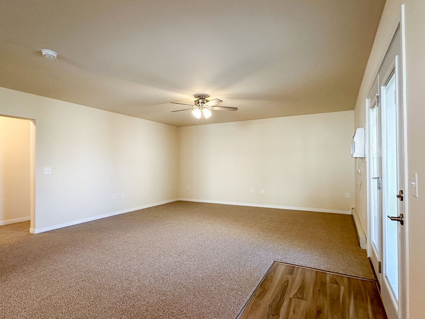 Eau Claire Apartment: 4395 Christopher Drive