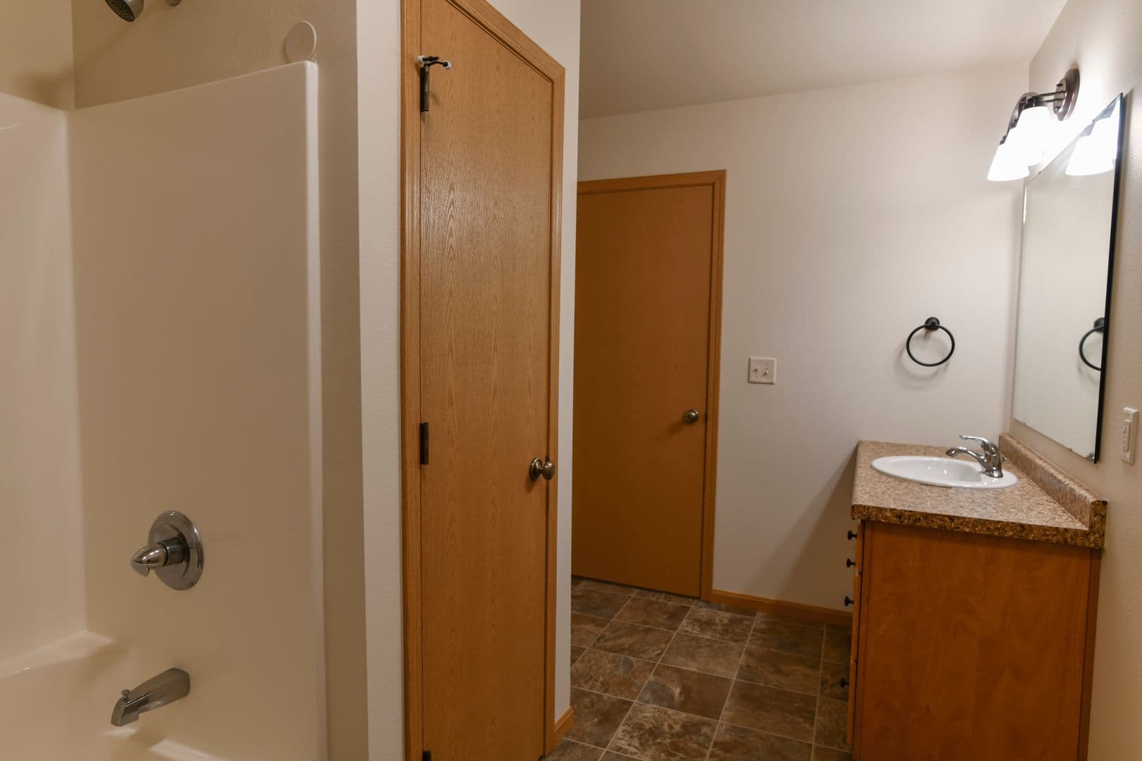Plover Apartment: 3500 Willow Dr